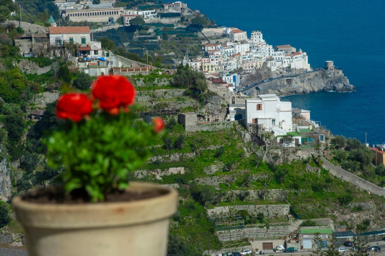 الشقق الفندقية Amalfi Hills المظهر الخارجي الصورة