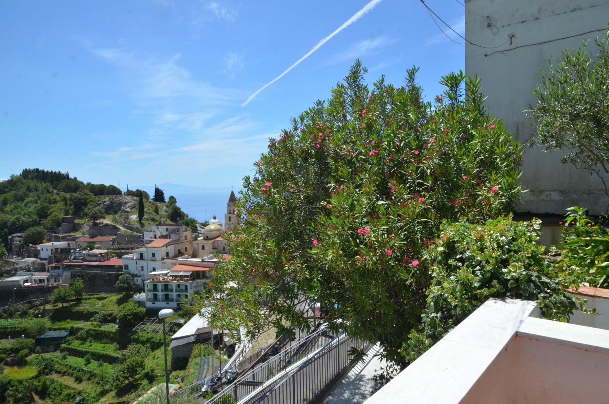 الشقق الفندقية Amalfi Hills الغرفة الصورة