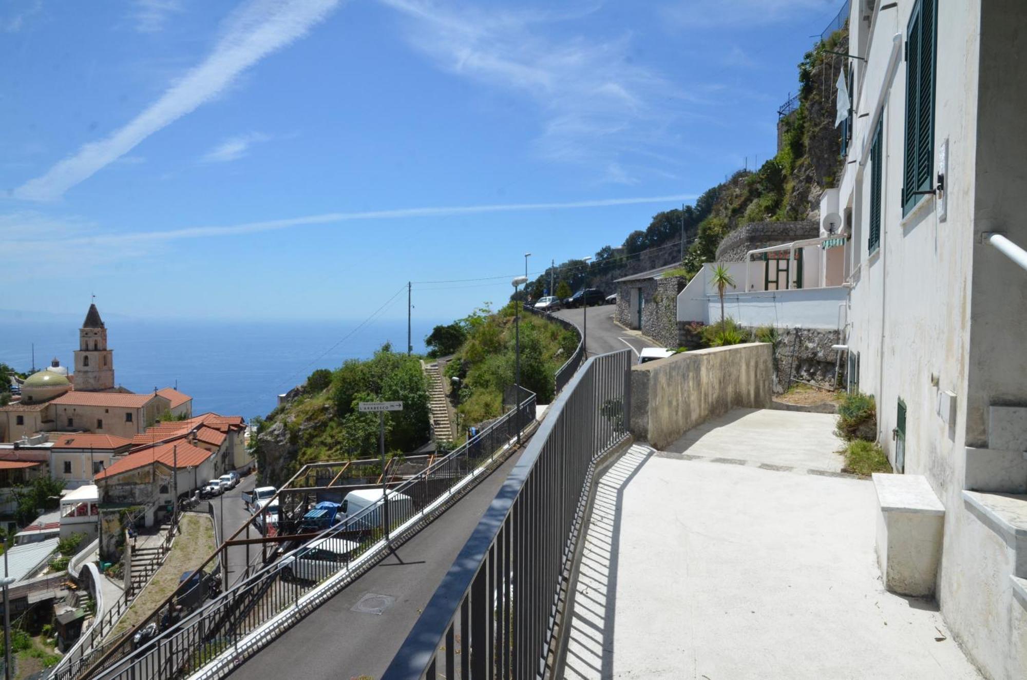 الشقق الفندقية Amalfi Hills الغرفة الصورة